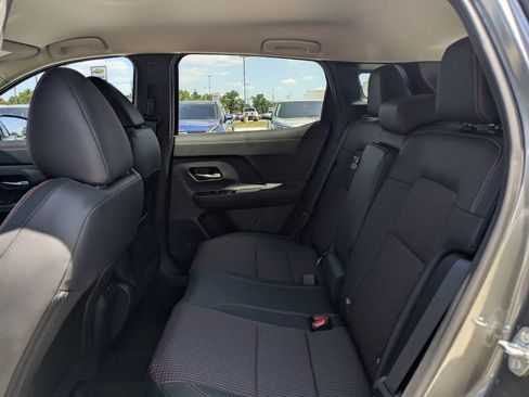 New 2026 Nissan Kicks SR FWD image 12