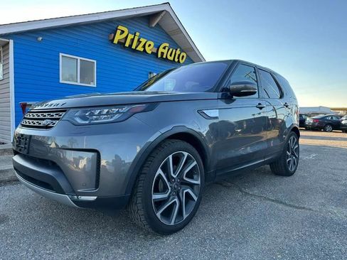 Used 2017 Land Rover Discovery HSE image 2