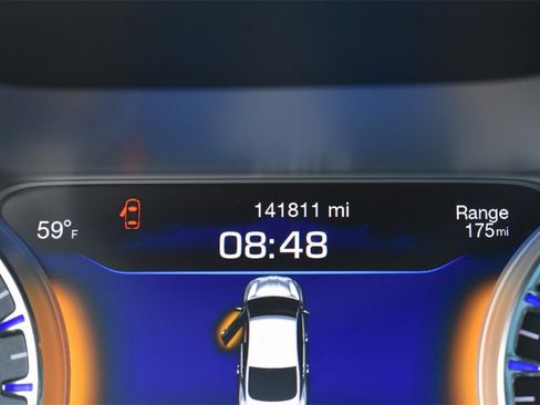 Used 2015 Chrysler 200 C w/ Navigation & Sound Group I image 37