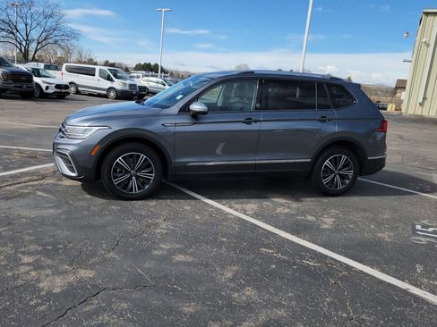 Used 2024 Volkswagen Tiguan Wolfsburg Edition image 5