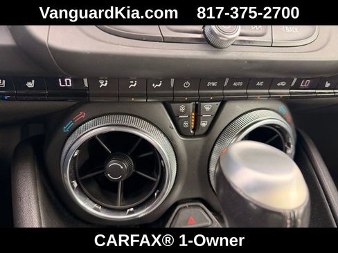 Used 2020 Chevrolet Camaro LT w/ Technology Package image 22