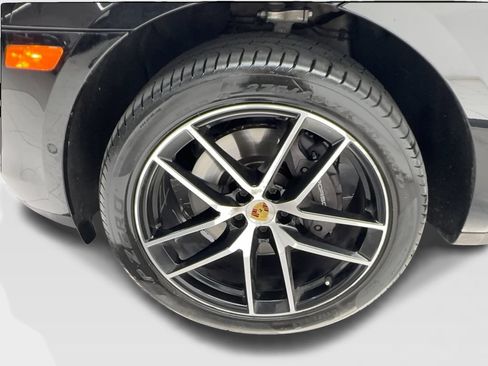 Used 2023 Porsche Macan Turbo AWD/4WD image 13
