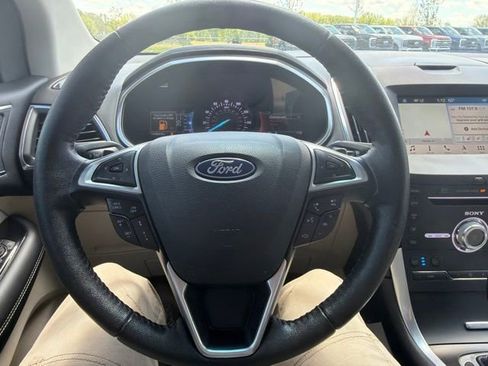 Used 2018 Ford Edge Titanium w/ Equipment Group 302A AWD/4WD image 46