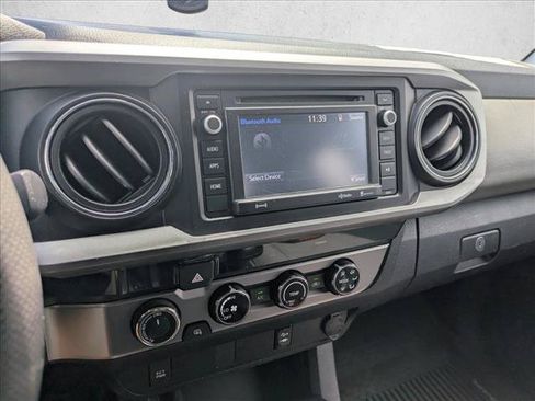 Used 2017 Toyota Tacoma SR5 w/ Tow Package AWD/4WD image 11