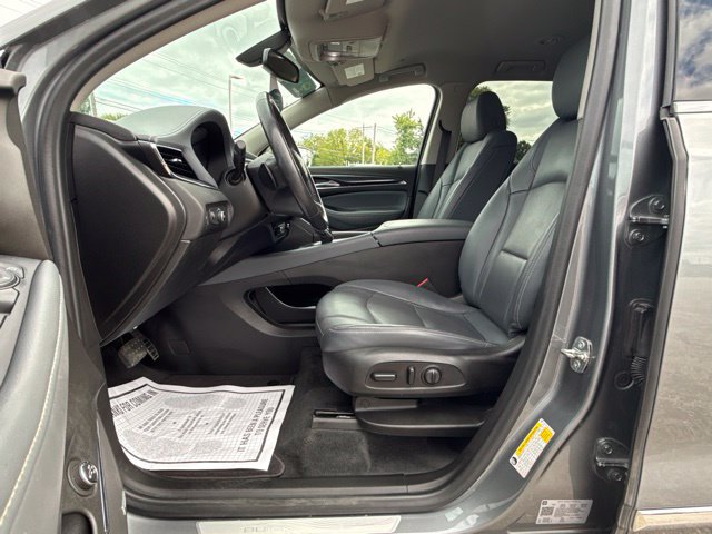 Certified 2020 Buick Enclave Essence w/ Sound and Sites Package AWD/4WD image 12