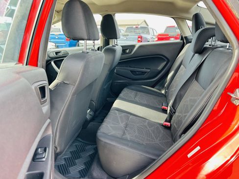 Used 2013 Ford Fiesta SE image 19