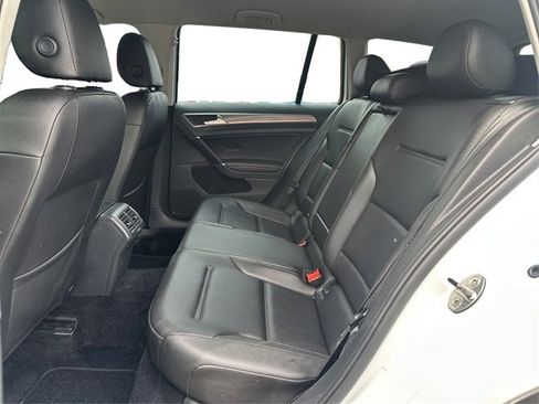 Used 2017 Volkswagen Golf Alltrack S AWD/4WD image 11