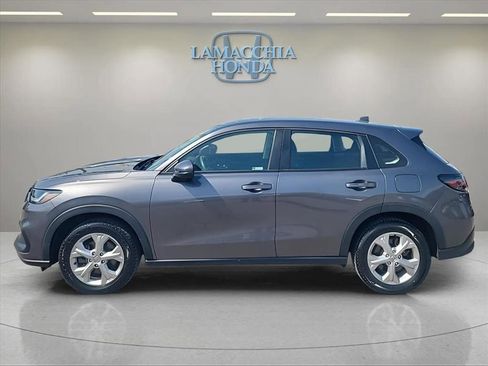 Used 2023 Honda HR-V LX image 2