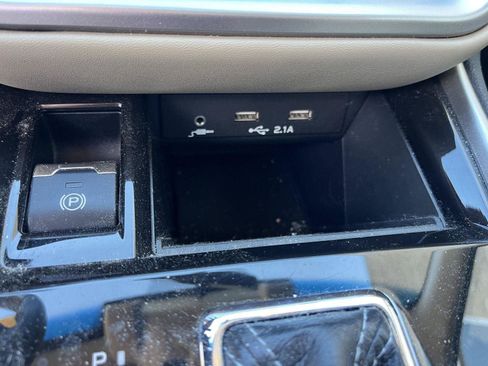 Used 2020 Subaru Outback Premium AWD/4WD image 21