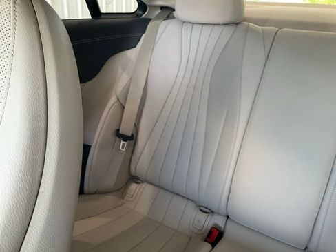 Used 2022 Mercedes-Benz E 450 Coupe image 19