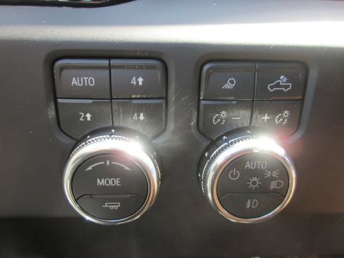 New 2026 GMC Sierra 1500 Denali AWD/4WD image 19