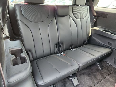 Certified 2025 Hyundai Palisade Calligraphy image 17