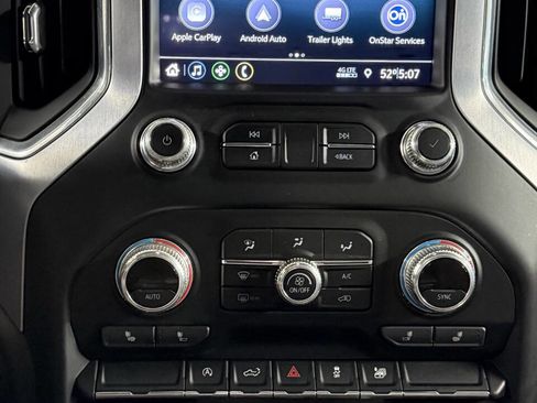 Used 2020 GMC Sierra 1500 SLE w/ SLE Value Package image 9