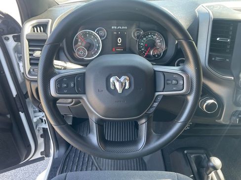 Used 2024 RAM 2500 Tradesman w/ Chrome Appearance Group image 13