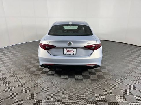 Used 2022 Alfa Romeo Giulia Sprint AWD/4WD image 6