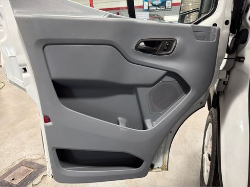 Used 2015 Ford Transit 350 XLT RWD image 22