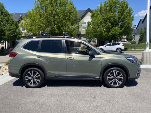 Used 2019 Subaru Forester Limited AWD/4WD image 7