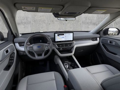 New 2025 Ford Explorer Active w/ Active Comfort Package image 9