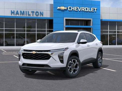 New 2026 Chevrolet Trax LT w/ Driver Confidence Package image 6