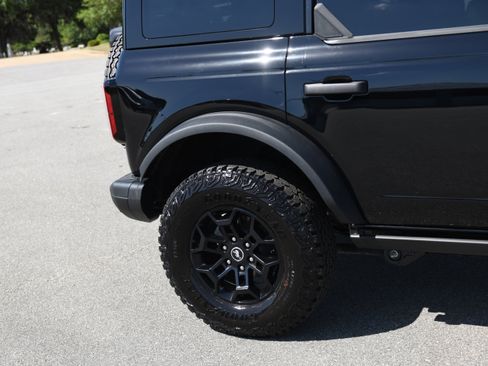 New 2026 Ford Bronco Badlands AWD/4WD image 4