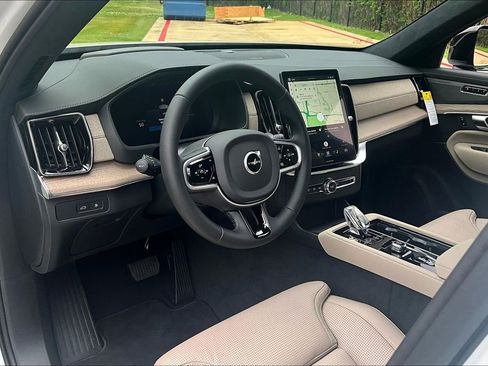 New 2026 Volvo XC90 T8 Ultra w/ Lounge Package AWD/4WD image 31