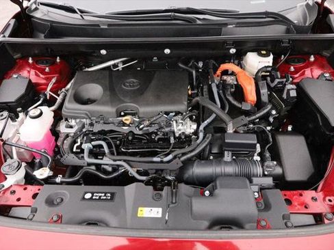 Certified 2025 Toyota RAV4 XLE image 27