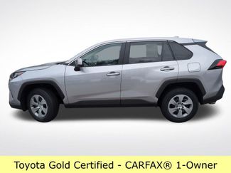 Certified 2022 Toyota RAV4 LE video 2