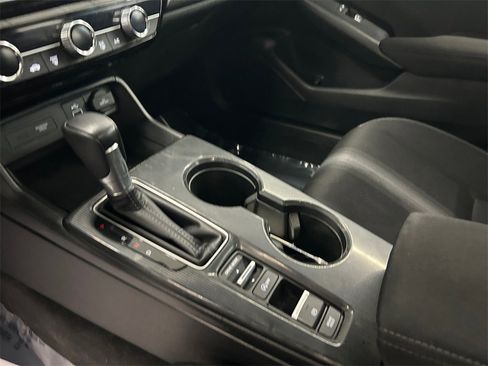Certified 2024 Honda Civic Sport image 23