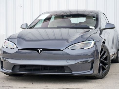 Used 2022 Tesla Model S image 3