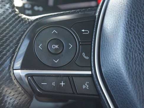 Used 2019 Toyota Avalon XSE image 10