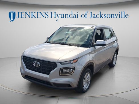 New 2026 Hyundai Venue SE FWD image 7