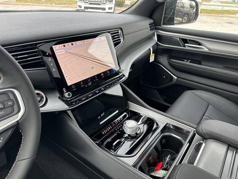 New 2025 Jeep Wagoneer Series II w/ Convenience Group I image 78