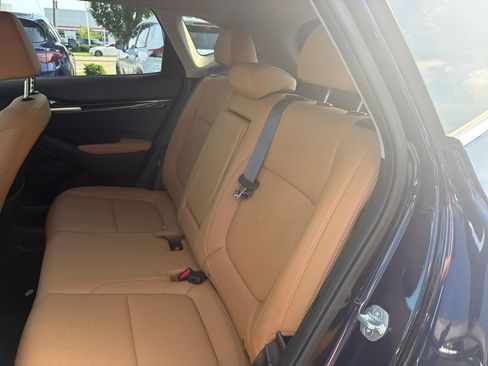 Used 2024 Kia Seltos EX AWD/4WD image 11