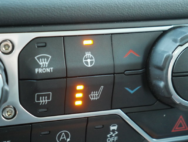 Used 2025 Jeep Gladiator Mojave AWD/4WD image 7