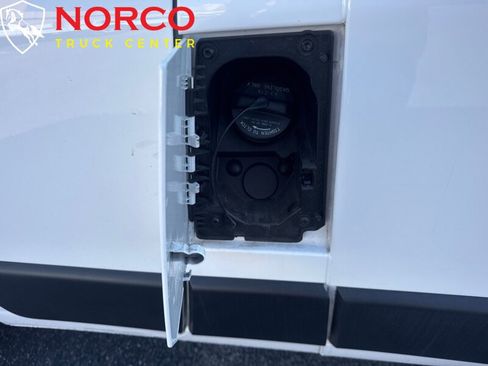 Used 2023 RAM ProMaster 3500 image 17