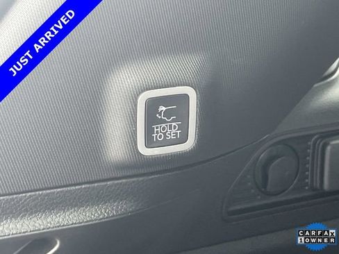 Certified 2023 Jeep Grand Cherokee Altitude image 13