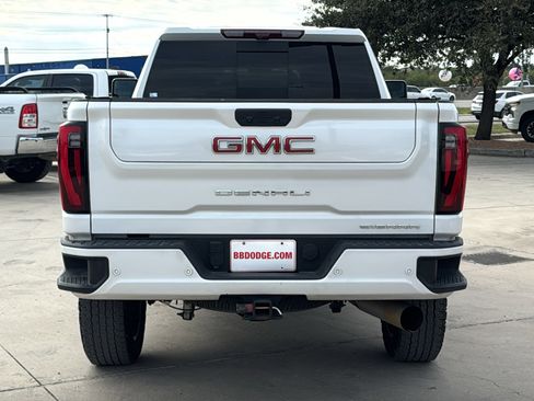 Used 2024 GMC Sierra 2500 Denali w/ Denali Reserve Package image 6