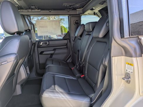 New 2025 Ford Bronco Outer Banks AWD/4WD image 14