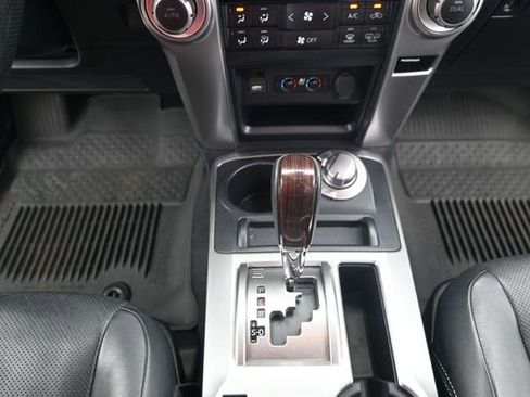 Used 2021 Toyota 4Runner Limited AWD/4WD image 9