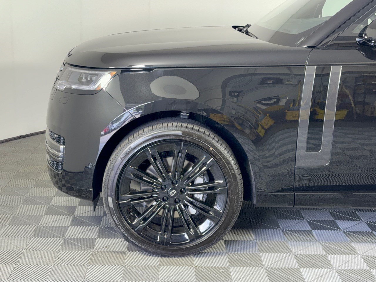 New 2027 Land Rover Range Rover SE AWD/4WD image 13