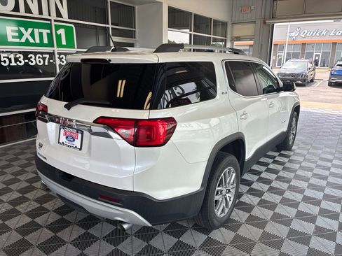 Used 2017 GMC Acadia SLE w/ Driver Alert Package I FWD image 6