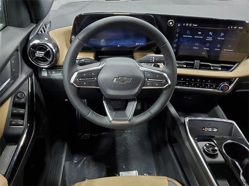 New 2026 Chevrolet Equinox ACTIV image 18