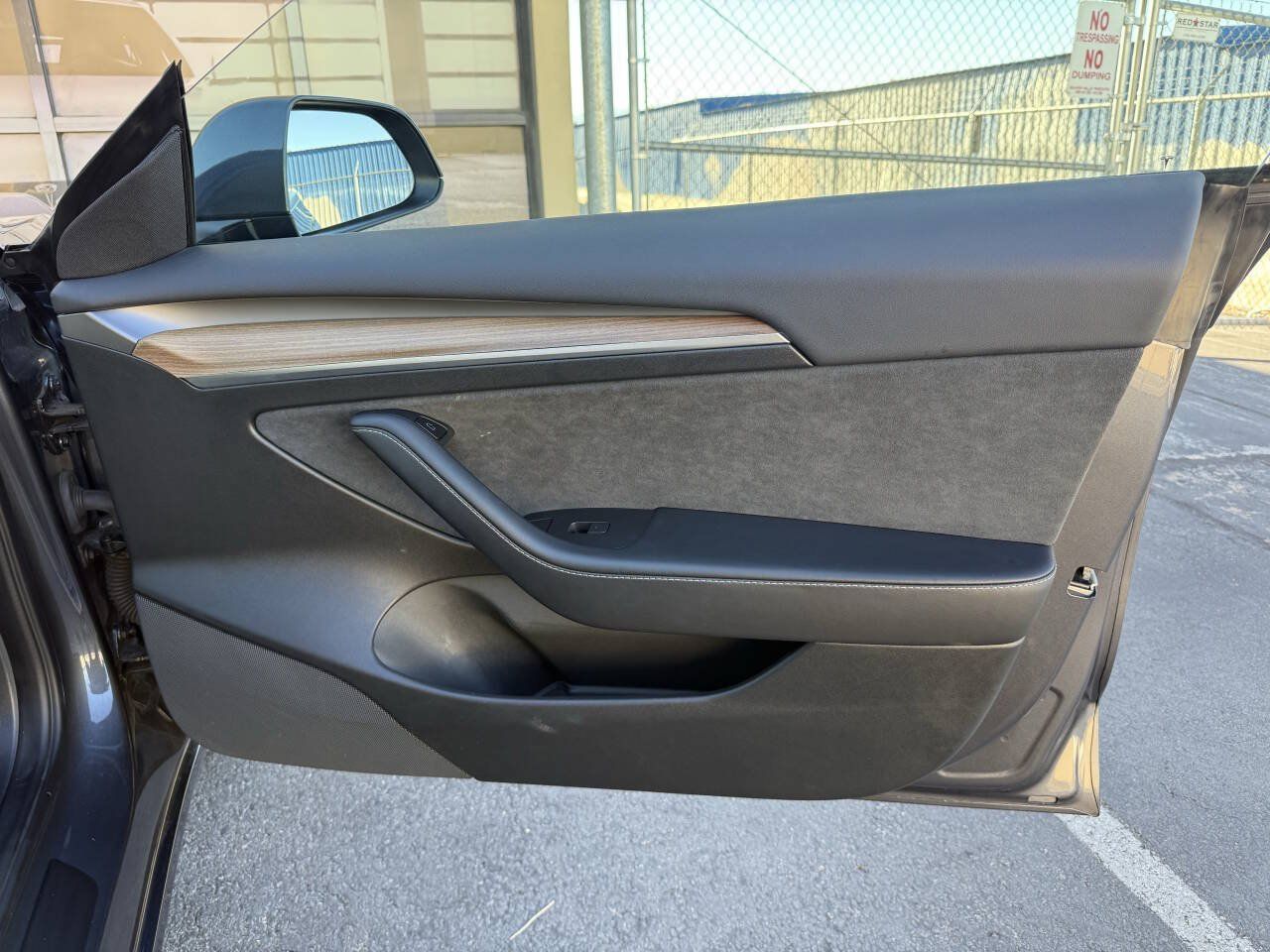Used 2022 Tesla Model 3 Long Range AWD/4WD image 35