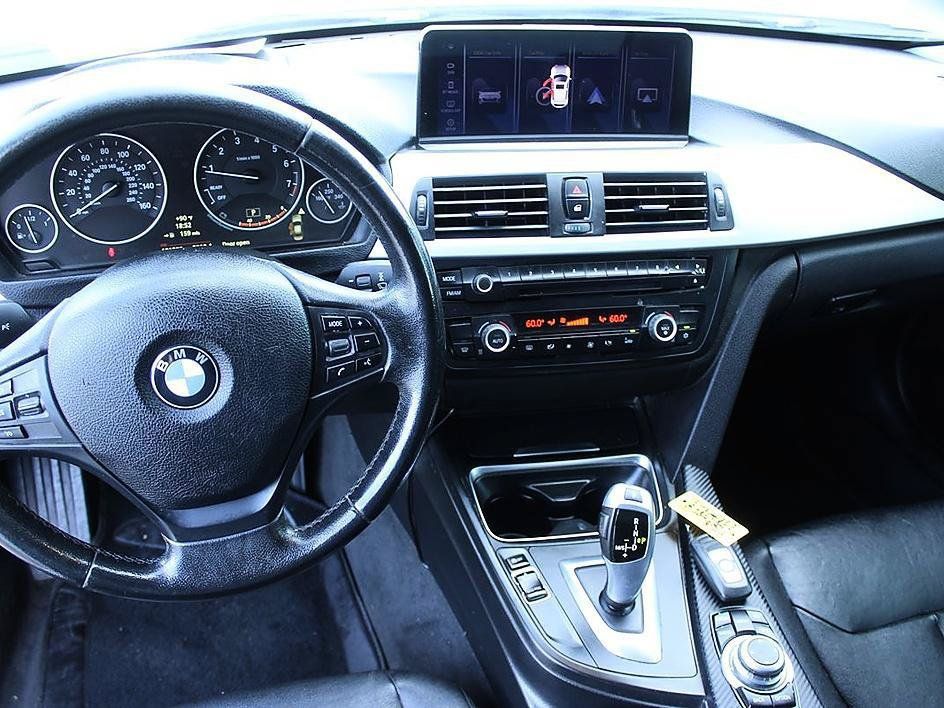 Used 2012 BMW 328i Sedan RWD image 13