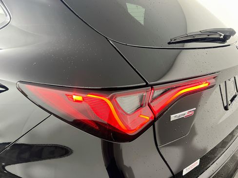 Used 2022 Acura MDX Type S AWD/4WD image 12