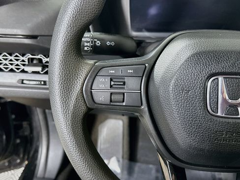 Used 2023 Honda Accord EX image 14