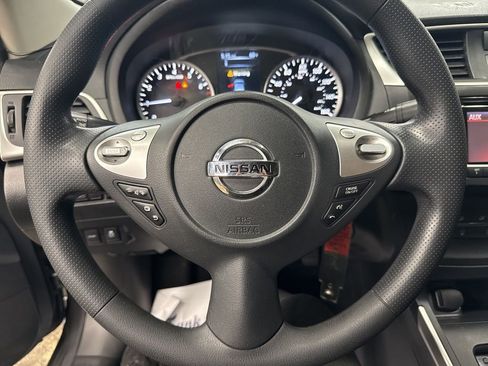 Used 2018 Nissan Sentra S image 36
