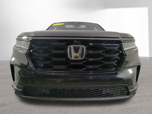 Used 2025 Honda Pilot Black Edition image 44
