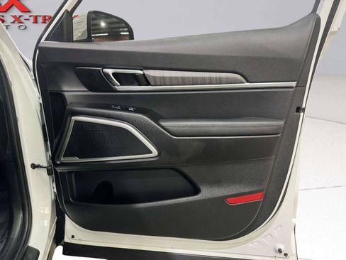Used 2023 Kia Telluride EX w/ EX Captain's Chair Package FWD image 53