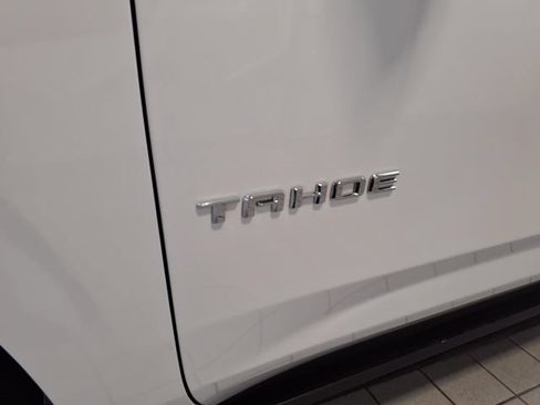 Used 2024 Chevrolet Tahoe High Country AWD/4WD image 7